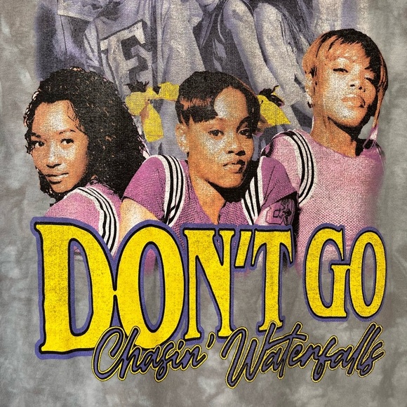 NWOT TLC Don’t Go Chasin’ Waterfalls 90s Graphic Tee M Grey Tie-Dye - Picture 3 of 8